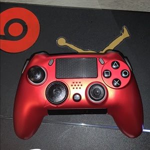 Scuf Vantage 2 w/ red metallic faceplate
